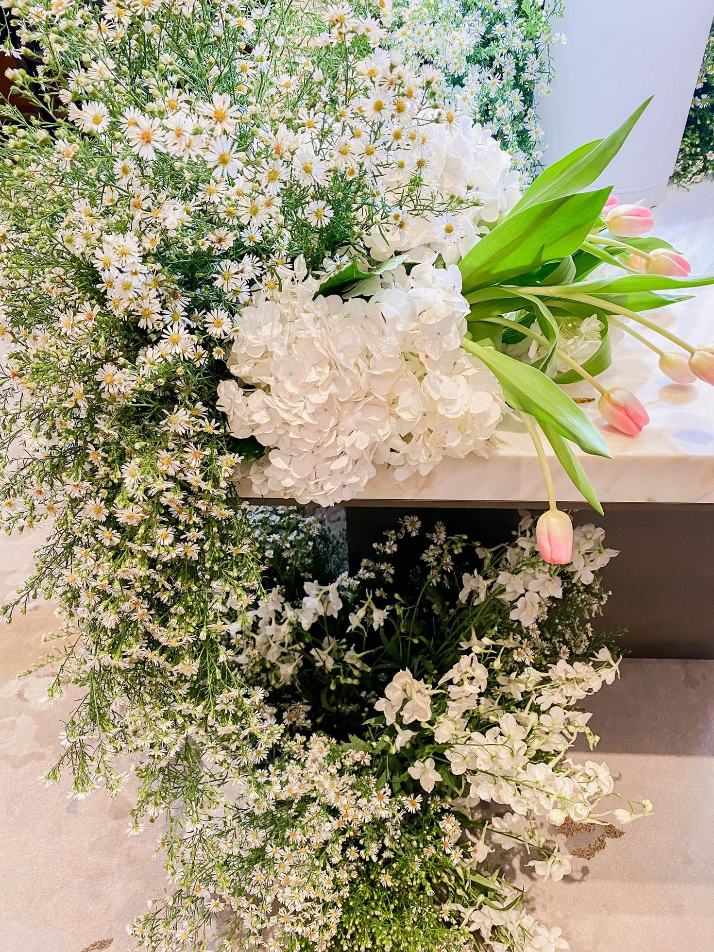 Table setting